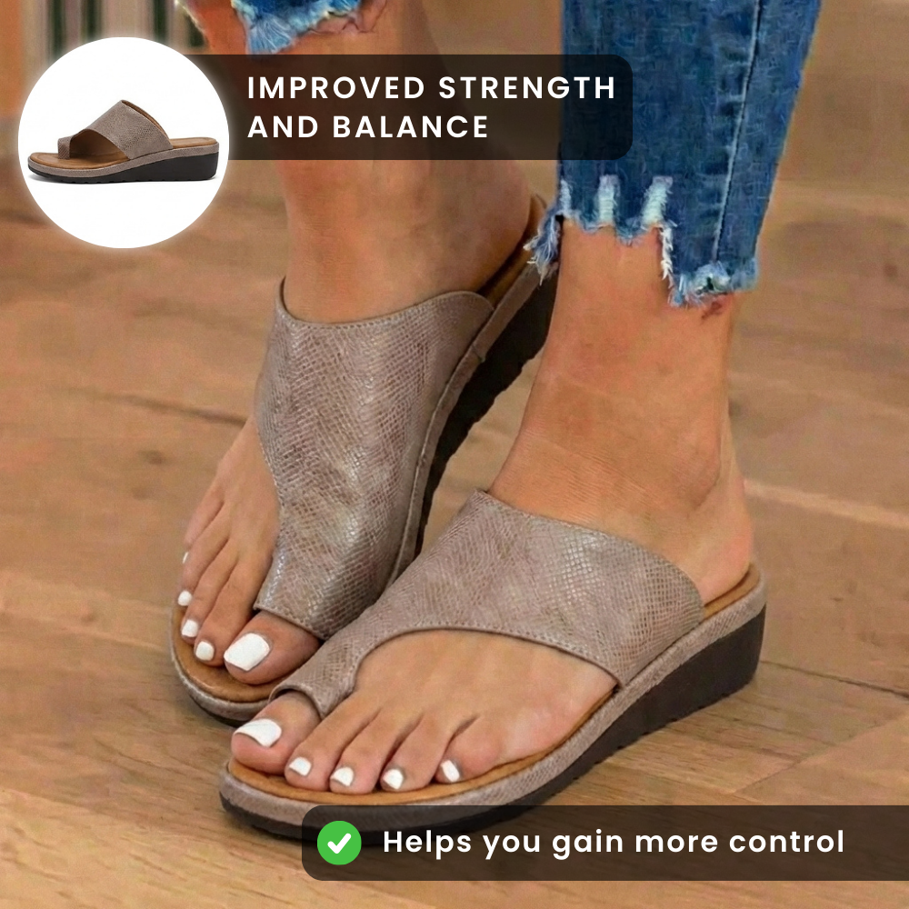 Orthopedic Leather Toe-Loop Slide Sandals - Woven Texture Pattern