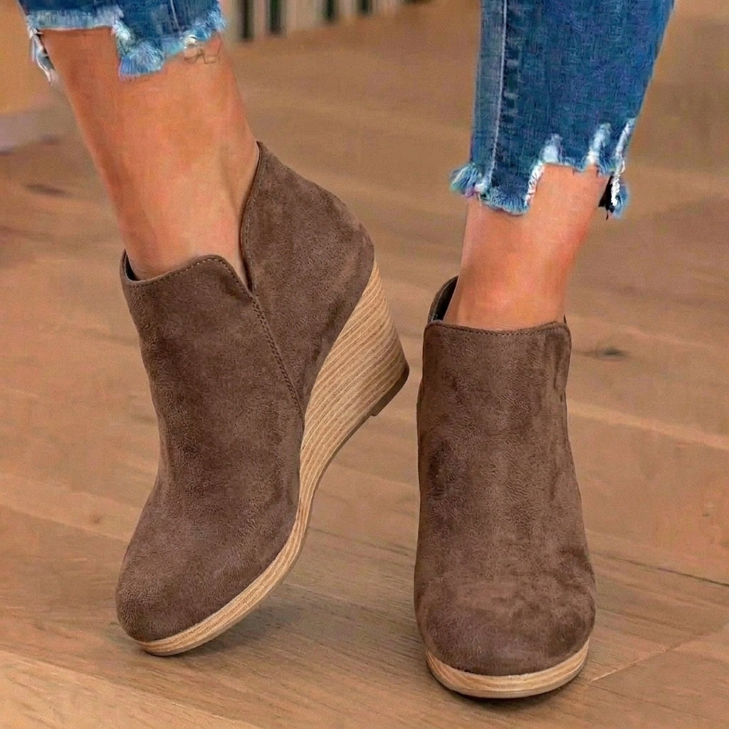 Stylish Orthopedic Boots for Any Occasion