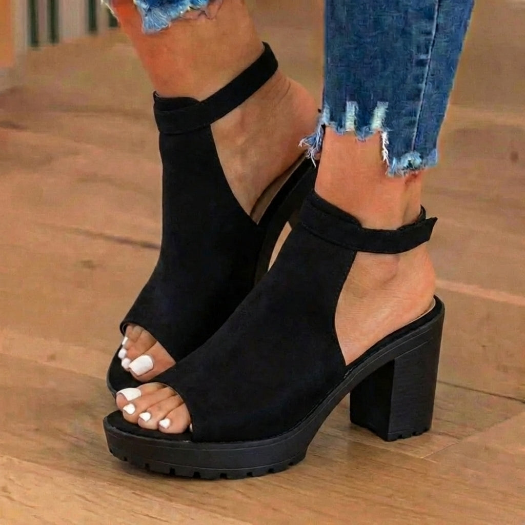 Beautifully Crafted Orthopedic Sandals