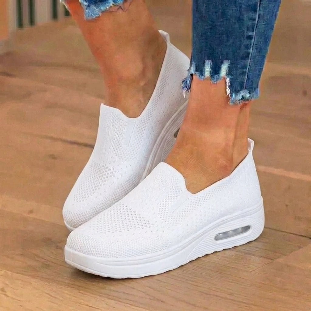 Classic Orthopedic Sneakers with Timeless Style
